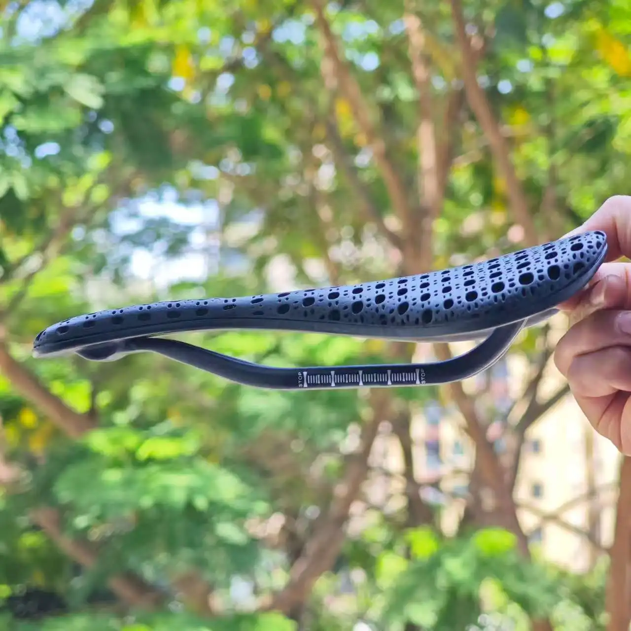 GOLDIX-sillín de carbono con e - Carbon Fiber Saddle reseña y precio